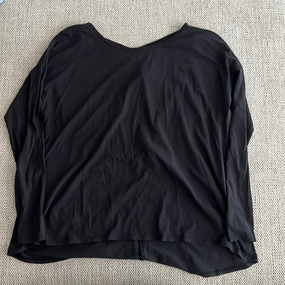Black long sleeve cut out back Lululemon shirt